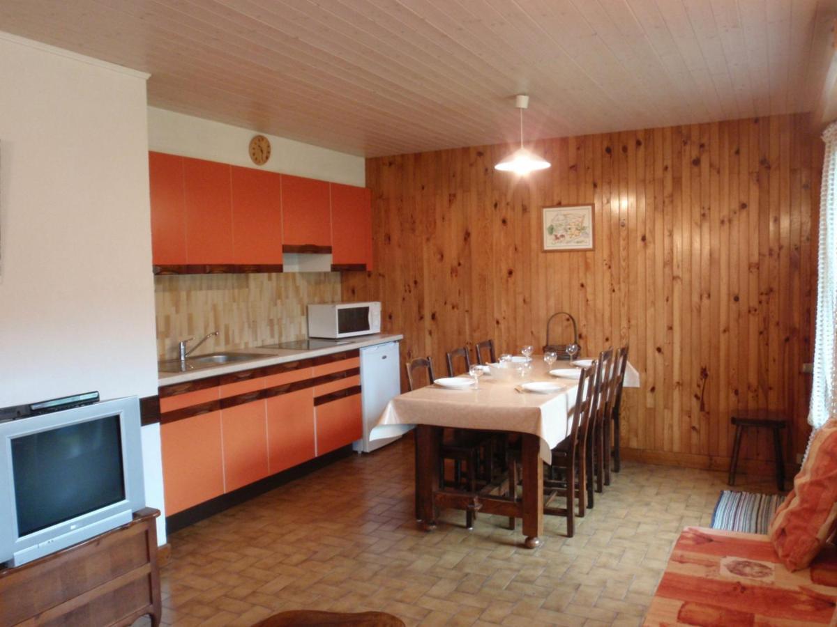Rez De Chalet Calme Avec Terrasse - 2 Chambres, Proche Pistes A La Clusaz - Fr-1-437-10 Exterior photo