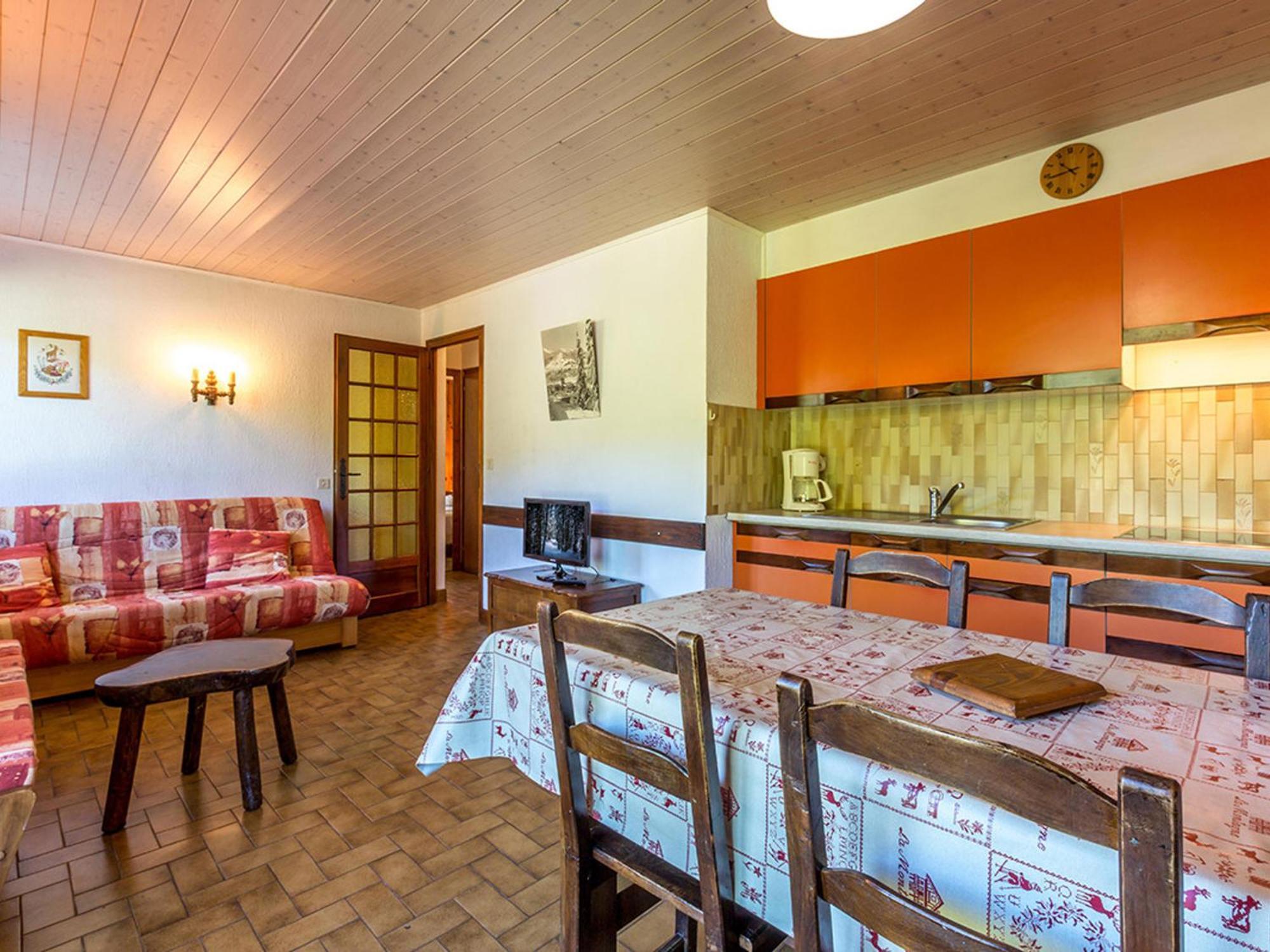 Rez De Chalet Calme Avec Terrasse - 2 Chambres, Proche Pistes A La Clusaz - Fr-1-437-10 Exterior photo